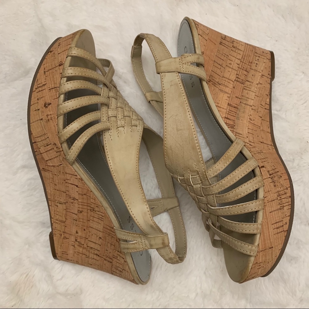 Guess Sandals